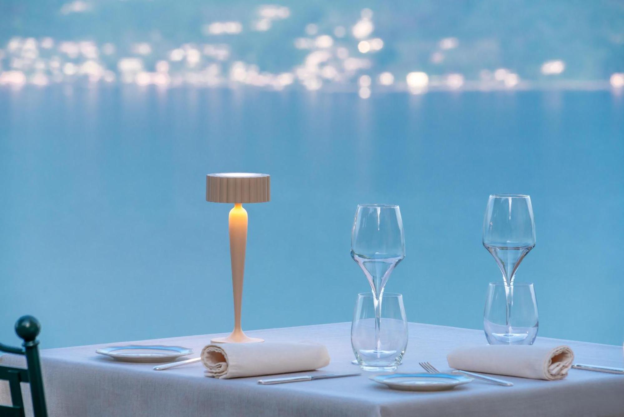 Romantikhotel - Boutique Hotel Villa Sostaga Gargnano Esterno foto