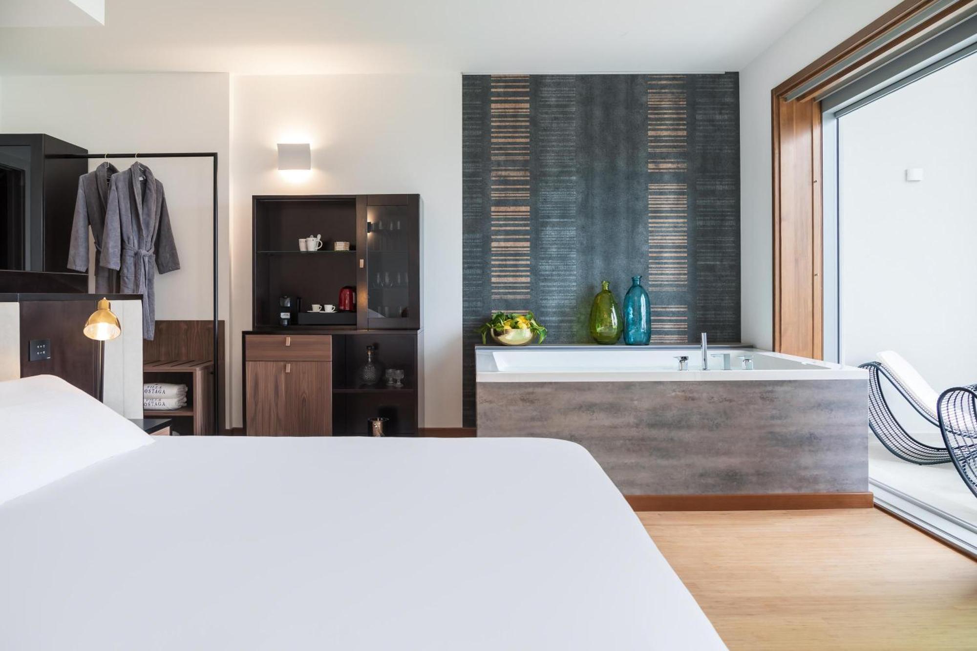 Romantikhotel - Boutique Hotel Villa Sostaga Gargnano Esterno foto