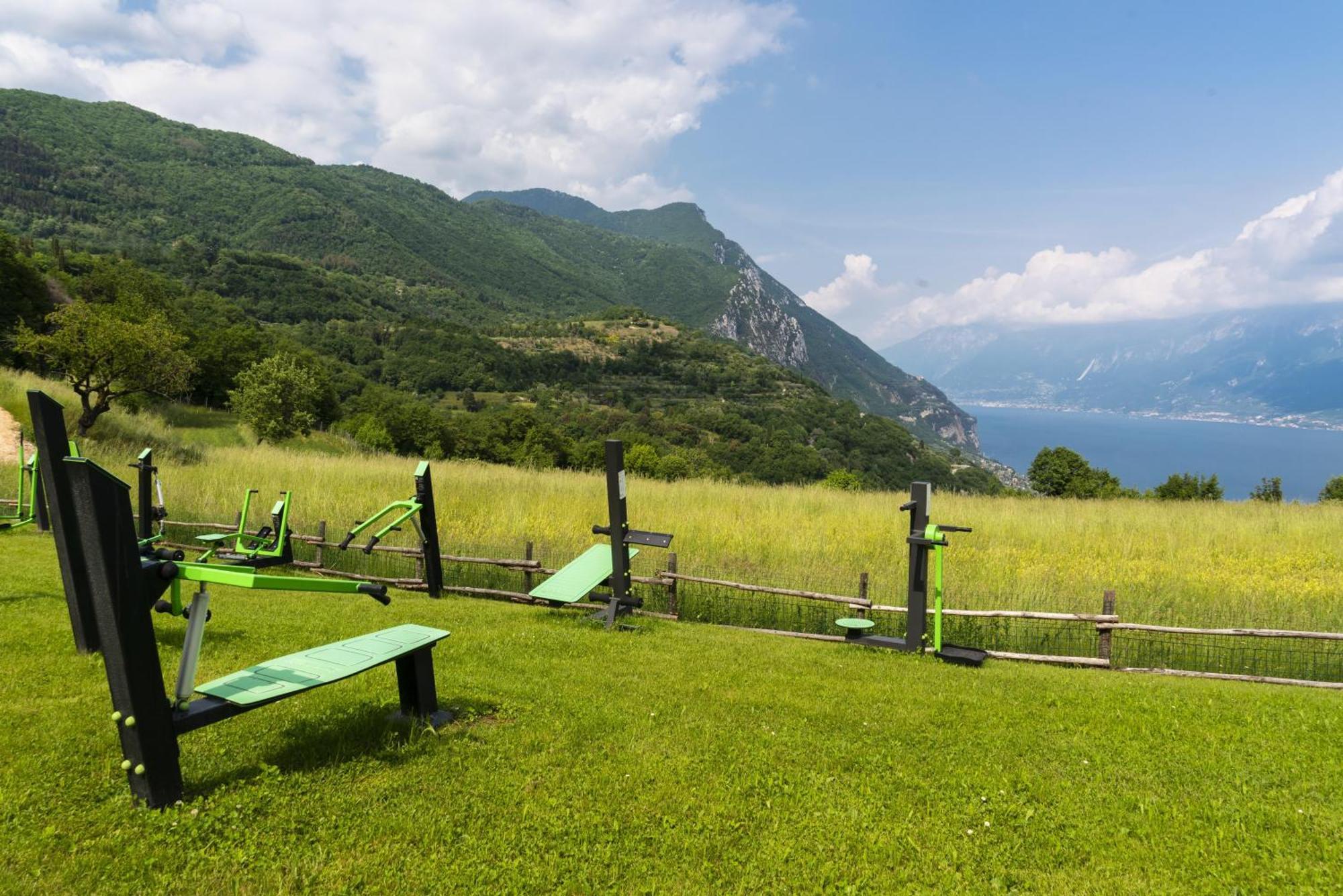 Romantikhotel - Boutique Hotel Villa Sostaga Gargnano Esterno foto